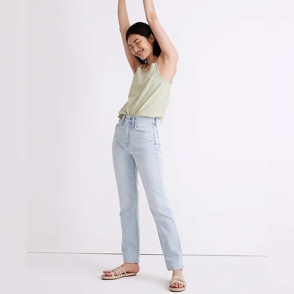 Madewell Women's Straight Leg Jeans in Light Blue